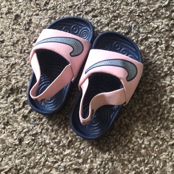 Crocs bundle - Picture 5 of 7